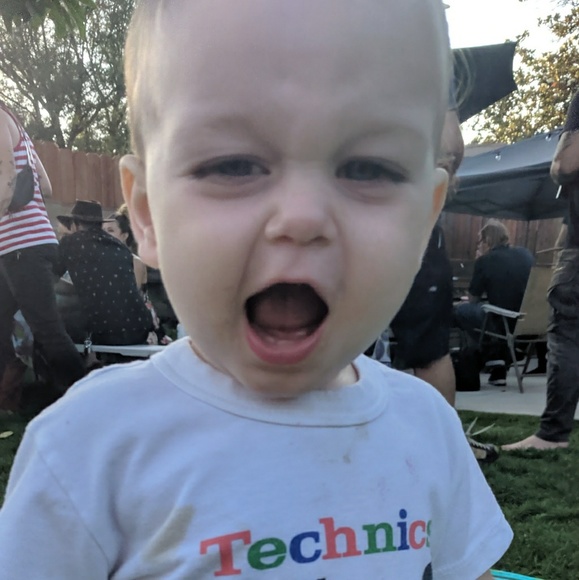 Hi I'm Leah. <3 Special items with great vibes! - Picture 4 of 5